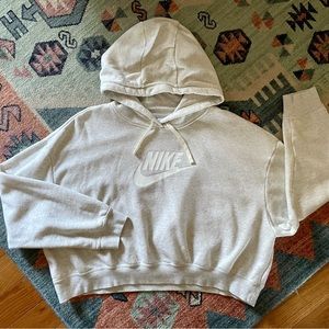 Nike Sportswear Club Fleece Cropped Hoodie